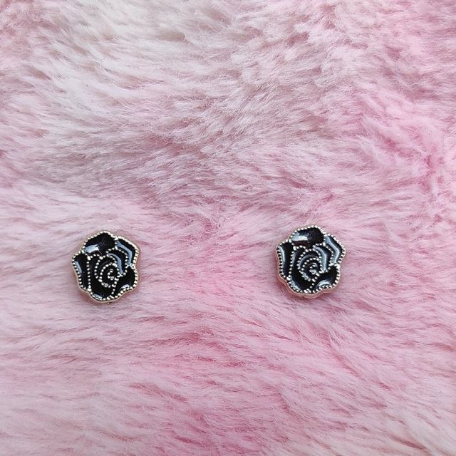 Black Rose  Magnets