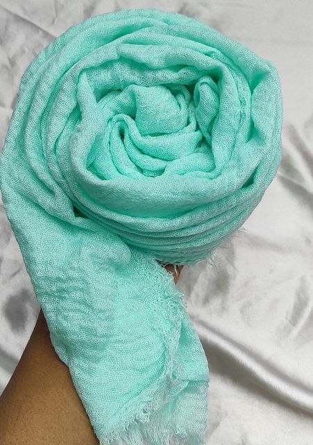 emerald cotton crinckle hijab 