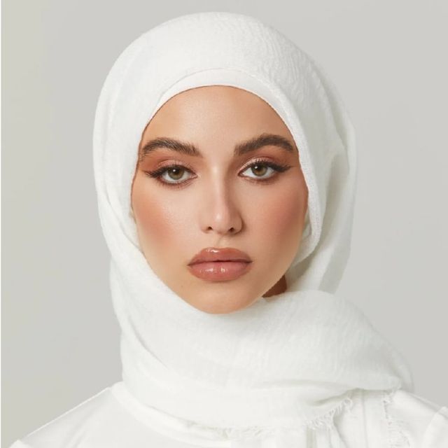 White cotton crinckle hijab