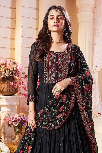 Black Resham Embroidered Georgette Party Wear Salwar Kameez
