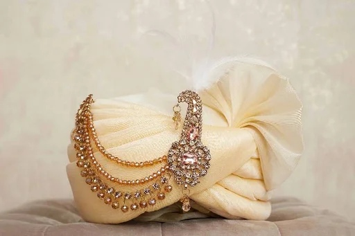 Cream Woven Silk Safa