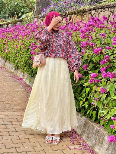 Beautiful printed shirt with pleated skirt | Code C687