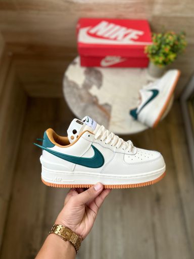 NIKE AIRFORCE | Code S191 srr