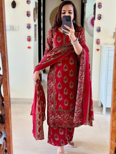 STRAIGHT  print KURTI set | Code K255 stt