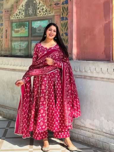 Beautiful Printed With Hand Work Anarkali Kurta Set | Code K282 stt
