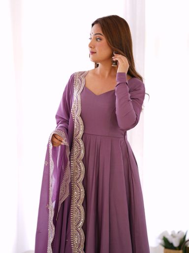 PREMIUM Beautiful FULLY FLAIR ANARKALI set | Code D217 Grr