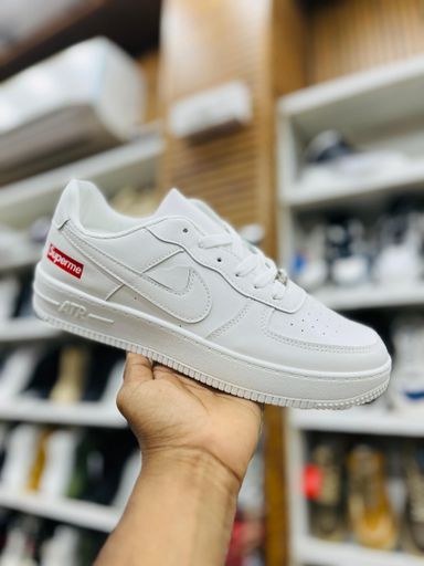 NIKE SUPERME | Code IS103 qb
