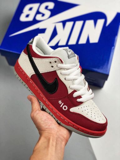 NIKE SB DUNK SKATEBOARD LOW ROLLER DERBY | Code S342 ks
