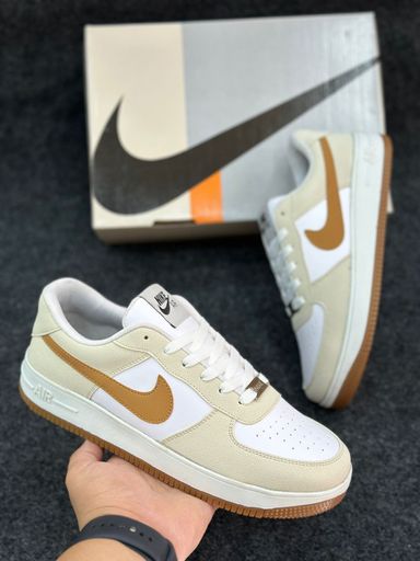 NIKE AIR FORCE | Code S352 QB