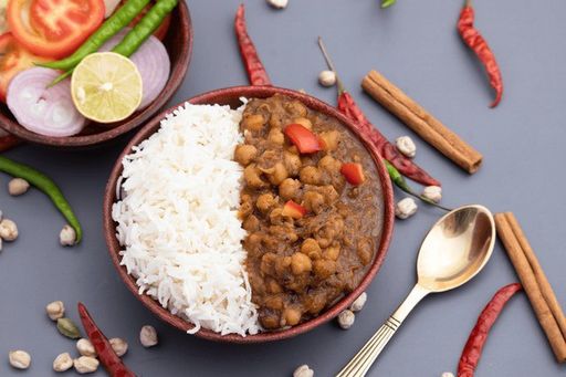 Chhole Chawal Combo.