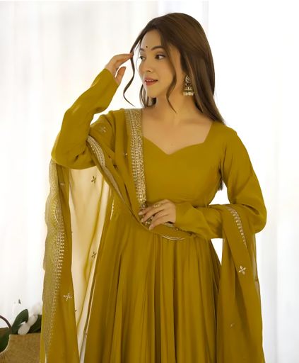 Presenting New Premium Quality Pure Romansilk Chanderi Fabric Fully Flair Anarkali,with Duppta Set,pent Ready To Wear*