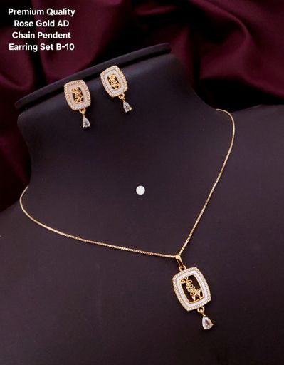 Rose Gold A.D. Chain Pendant Set