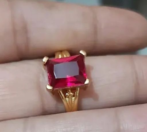 pink queen ring