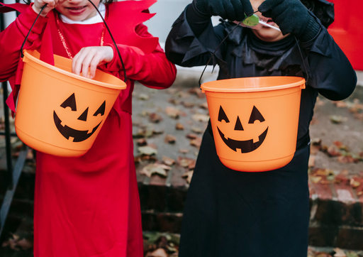 Happy Halloween greeting card no 6776581