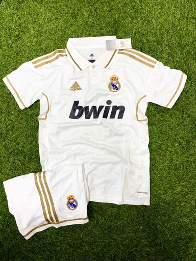 Real madrid retro kit ❤️ | Embroidery quality ✨