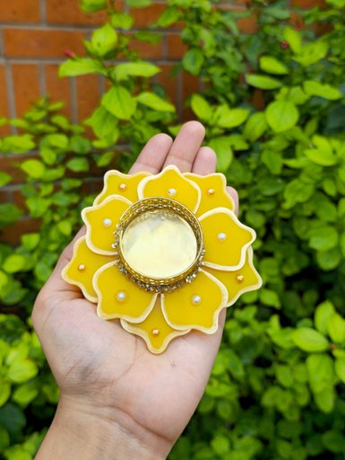 T-Light Holder with Candle