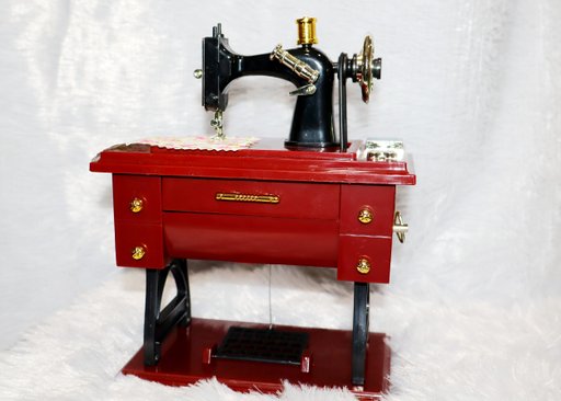 Music Box Tailor Machine