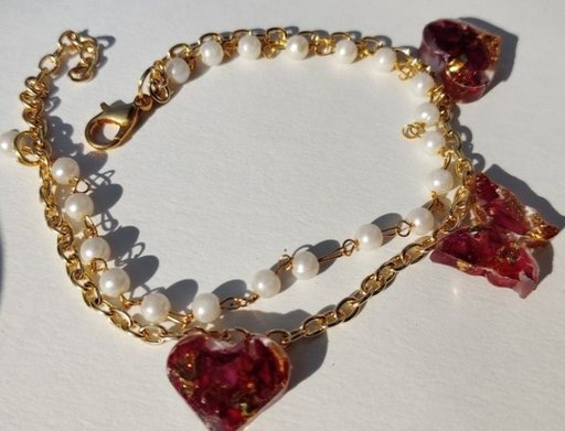 Braclets & hand accessories 