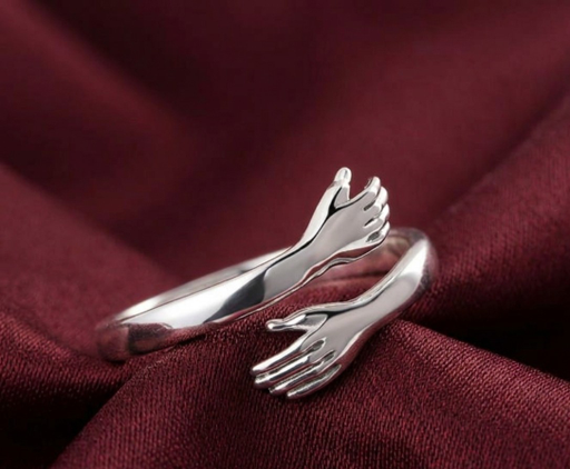 Hug tight ring 🌷✨