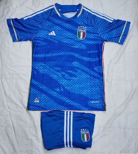 Italia home kit 23/24 available now