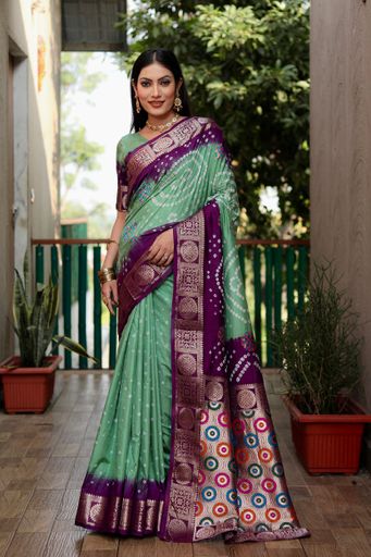 ISHANI Bandhej