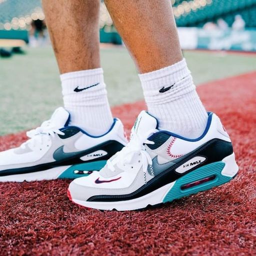 NIKE AirMax 90 Sport Sneakers
