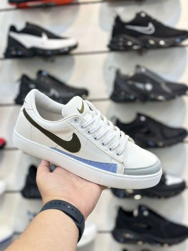 Nike Air Max small