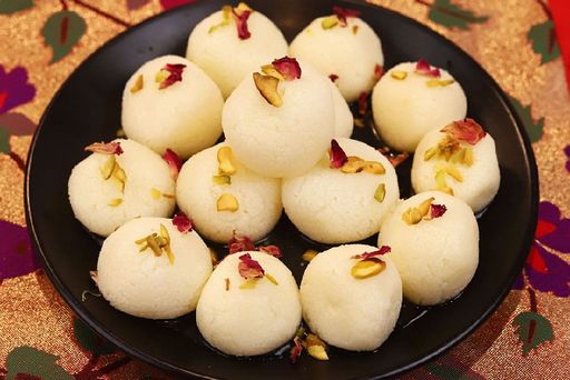 2 Rasogolla 