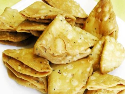 Nimki ( 10 piece 