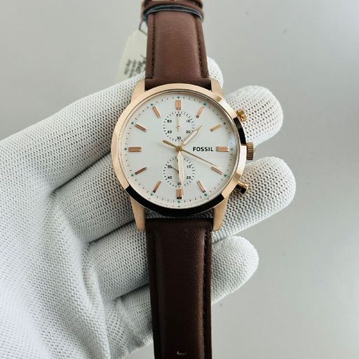 Fossil Classic Leather Timepiece