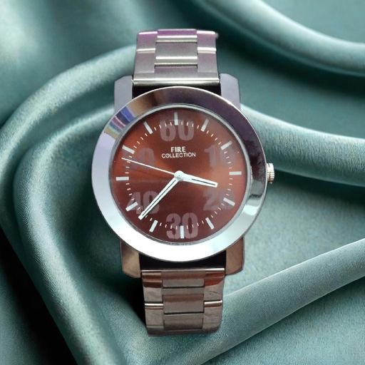 Rugged Dark Brown Men's Timepiece