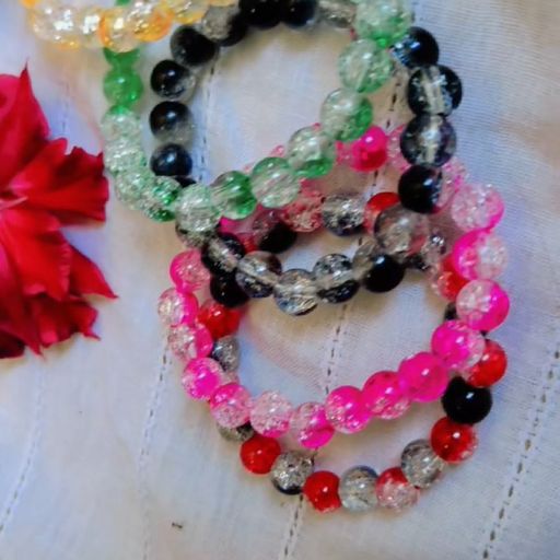 Elegant Unadorned Crystal Beads Bracelet