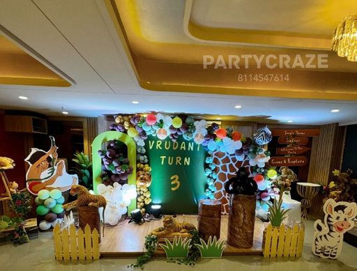 Jungle Safari Theme 