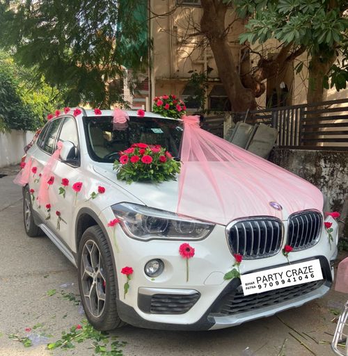 Wedding Car Decor 27