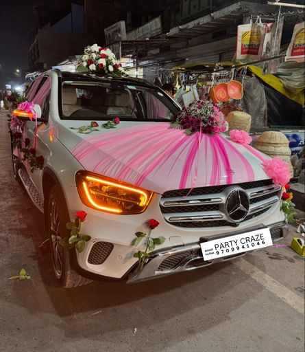 Wedding Car Decor 37