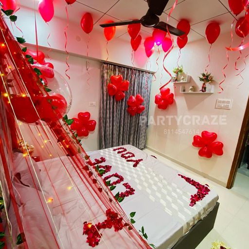 Surprise Room Decor 8