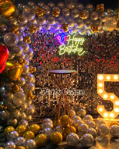Adults Birthday Decor 38