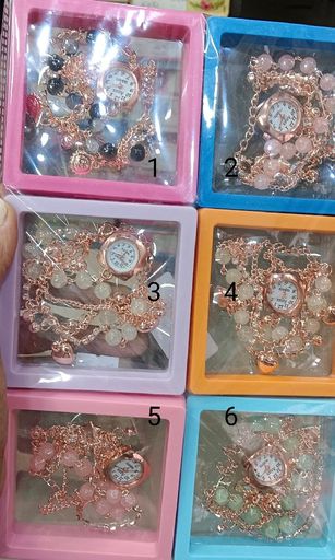 Stone Bracelet Watch Best Quality 