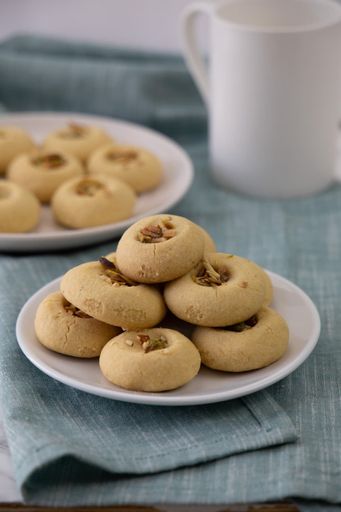 ROYAL NANKHATAI COOKIES 