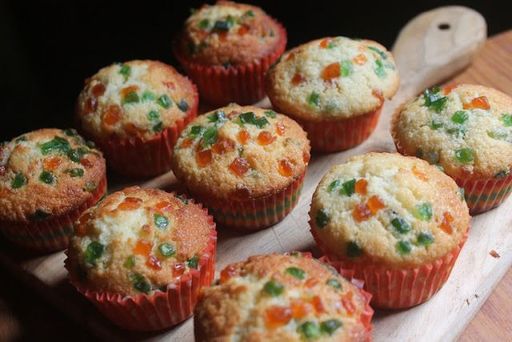 Tutti-frutti Cup Cake 
