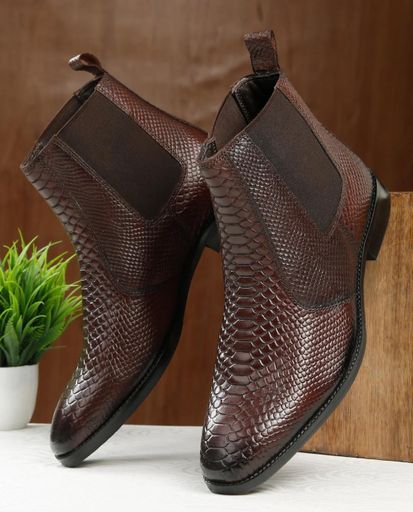 Very High Quality  Leather Upper Material with Long Lasting Comfortable *TPR* Sole 💯