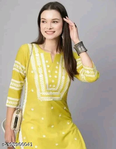 4k Fashion YELLOW BIRD