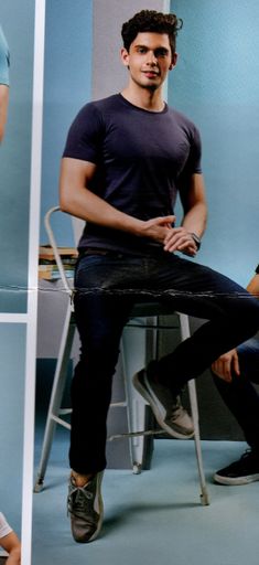 Man solid Round Neck Cotton Dark green T-shirt 