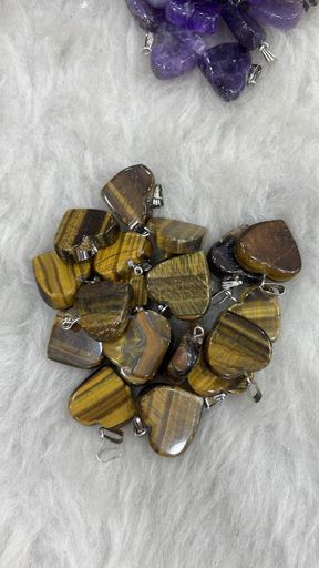 Pendants 