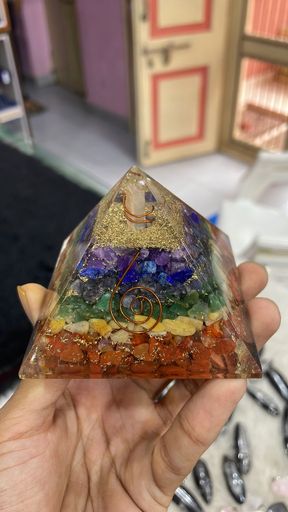 Seven Chakra Pyramid 