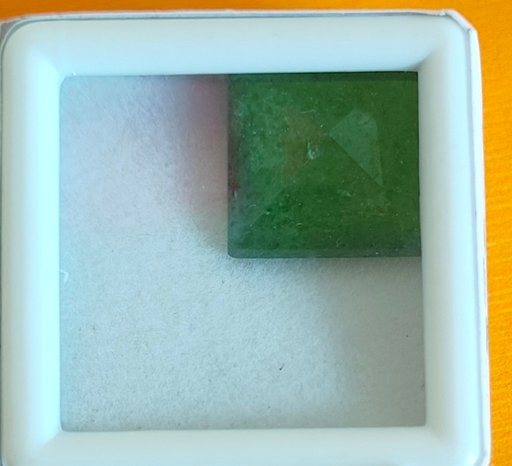 NATURAL GREEN AMANTURION 7.31 ct
