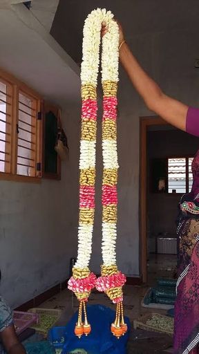 Aandaal Maalai Set White 