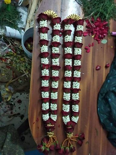 Kalyana Maalai Set White