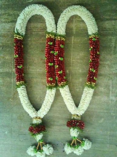 Kalyana Maalai Set White 