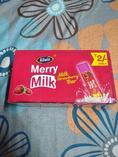 2rs Merry Milk Strawberry Chocolate 